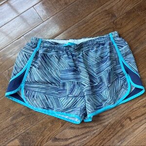 Under Armour Blue Patterned Women Shorts Heatgear
